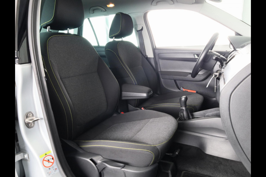 Škoda Fabia Combi 1.0 Business Edition 75 pk | Navigatie | Parkeersensoren achter | Autom. airco | Stoelverwarming | Apple Carplay/Android Auto |
