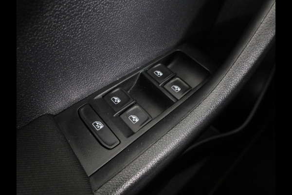 Škoda Fabia Combi 1.0 Business Edition 75 pk | Navigatie | Parkeersensoren achter | Autom. airco | Stoelverwarming | Apple Carplay/Android Auto |