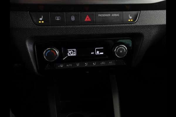 Škoda Fabia Combi 1.0 Business Edition 75 pk | Navigatie | Parkeersensoren achter | Autom. airco | Stoelverwarming | Apple Carplay/Android Auto |