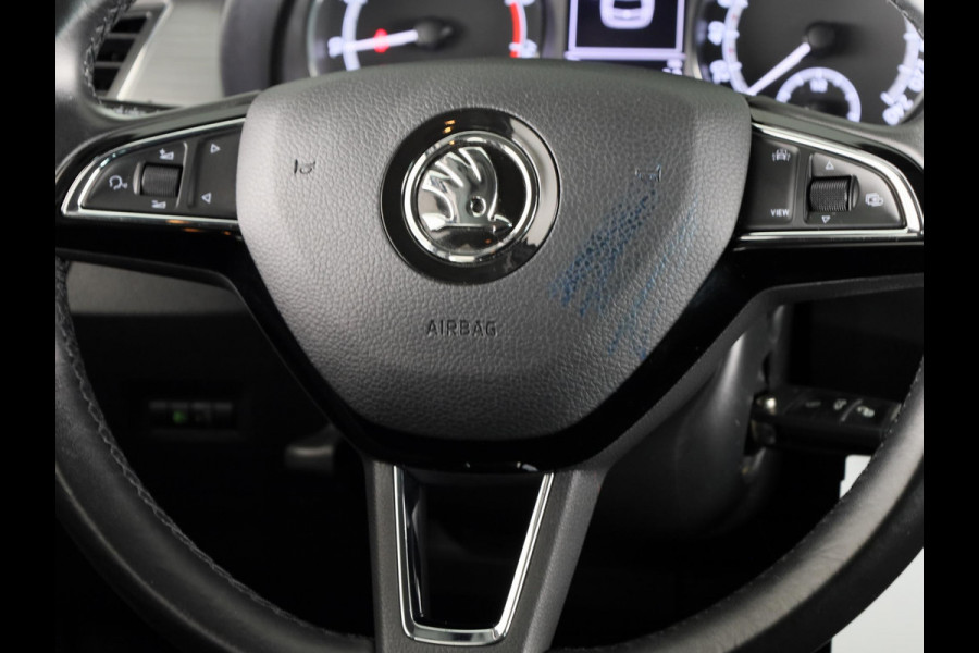 Škoda Fabia Combi 1.0 Business Edition 75 pk | Navigatie | Parkeersensoren achter | Autom. airco | Stoelverwarming | Apple Carplay/Android Auto |