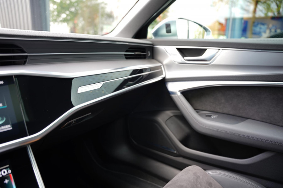 Audi RS6 Avant 4.0 TFSI Quattro BTW Luchtvering Panorama 360 4WS