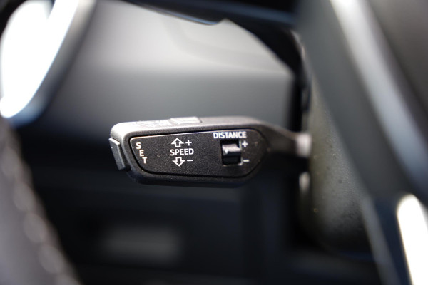 Audi RS6 Avant 4.0 TFSI Quattro BTW Luchtvering Panorama 360 4WS