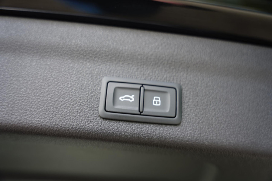 Audi RS6 Avant 4.0 TFSI Quattro BTW Luchtvering Panorama 360 4WS