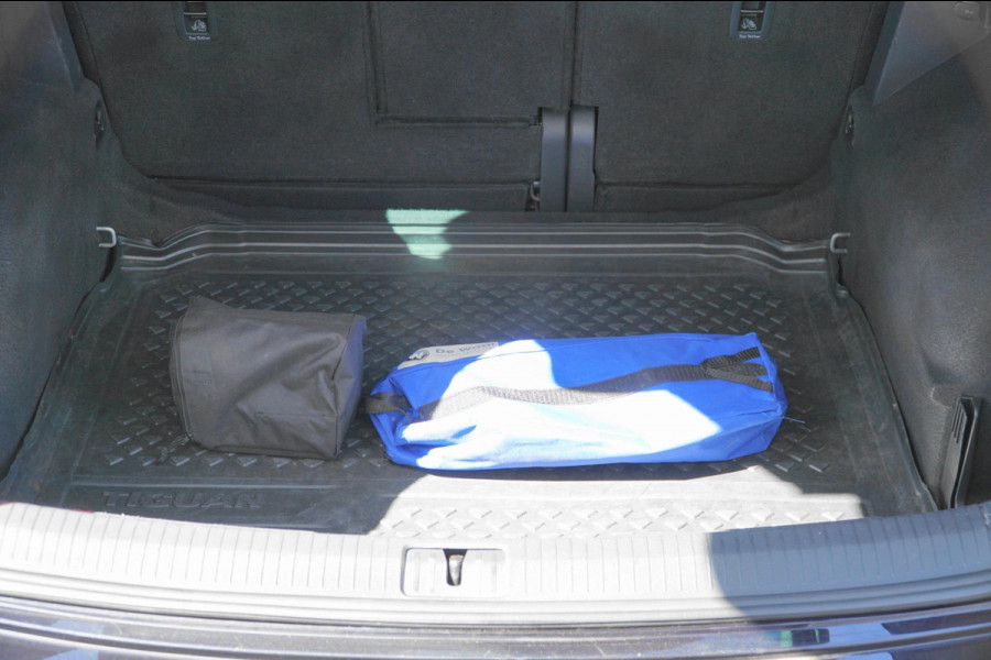 Volkswagen Tiguan 1.5 TSI PANO NIEUWE RIEM