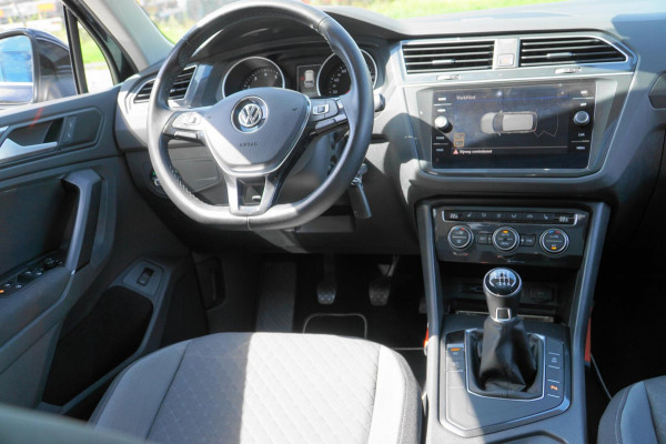 Volkswagen Tiguan 1.5 TSI PANO NIEUWE RIEM