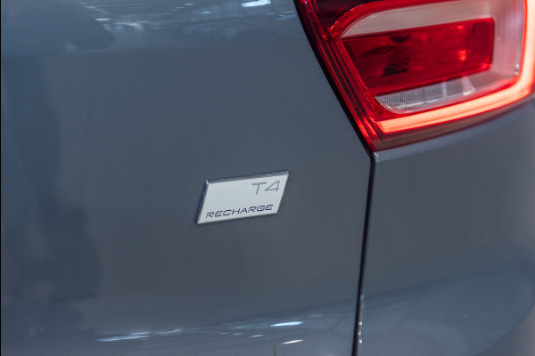 Volvo XC40 T4 Aut. Plug-in Hybrid Plus Leder Facelift 211pk