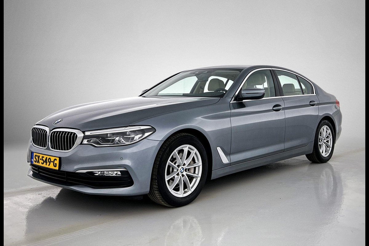 BMW 5 Serie 530i High Executive (COMFORT ZETELS, NAVIGATIE, STOELVERWARMING, DEALER ONDERHOUDEN) BMW 5 Serie 530i High Executive (COMFORT ZETELS, NAVIGATIE, STOELVERWARMING, DEALER ONDERHOUDEN)