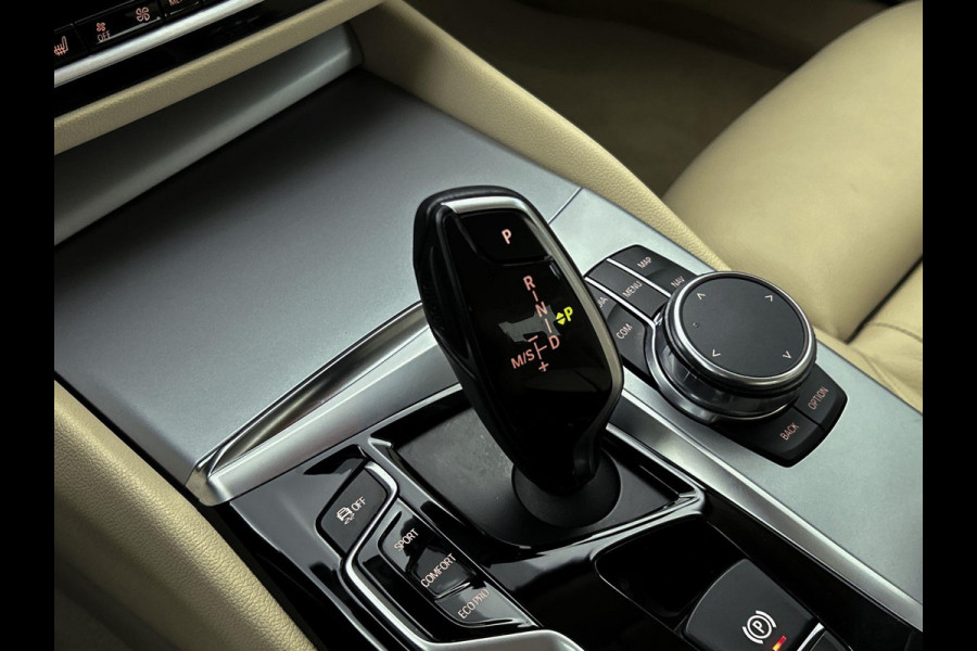 BMW 5 Serie 530i High Executive (COMFORT ZETELS, NAVIGATIE, STOELVERWARMING, DEALER ONDERHOUDEN)