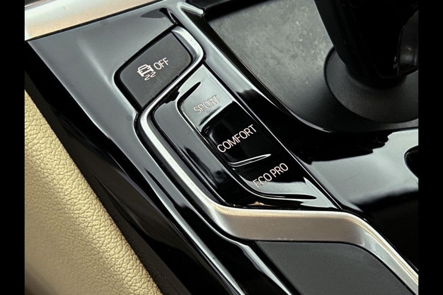 BMW 5 Serie 530i High Executive (COMFORT ZETELS, NAVIGATIE, STOELVERWARMING, DEALER ONDERHOUDEN)