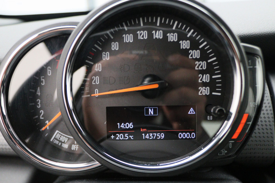MINI Mini 1.5 Cooper Business Edition 5- Deurs, Apple Carplay, LED, Climate, Cruise, Navigatie, PDC