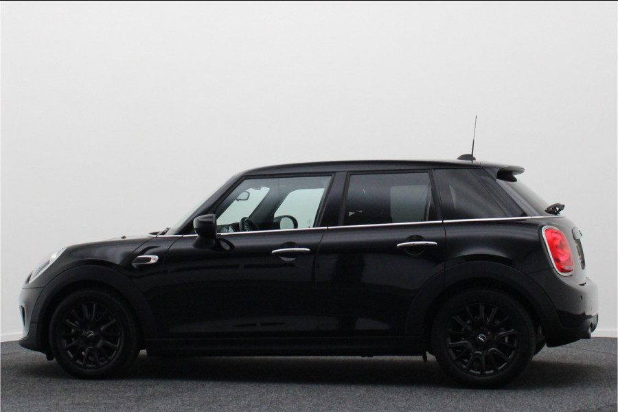 MINI Mini 1.5 Cooper Business Edition 5- Deurs, Apple Carplay, LED, Climate, Cruise, Navigatie, PDC
