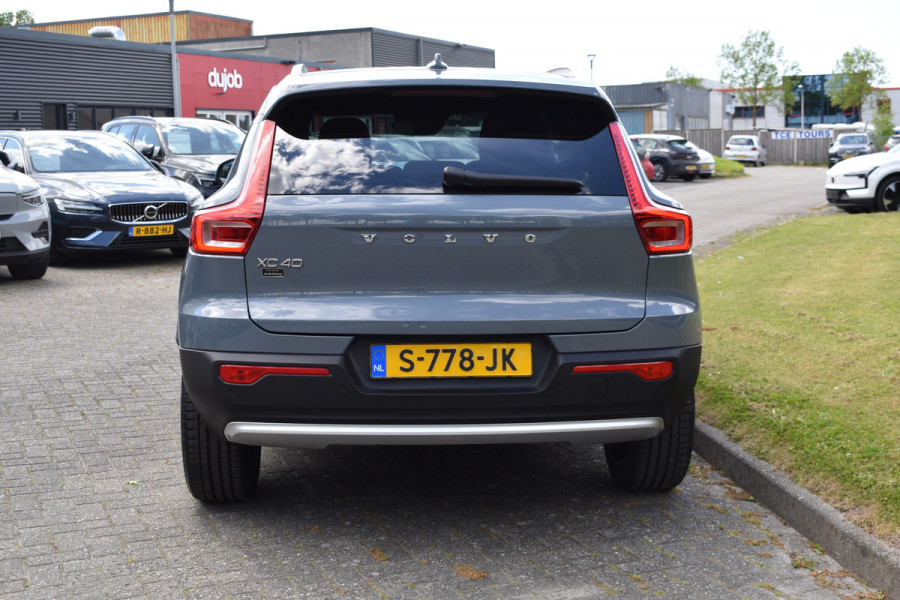 Volvo XC40 T5 262PK Plug-in hybrid Ultimate Bright | H&K | Blis | ACC | Trekhaak | Panoramadak | Stoel-Stuur verwarming