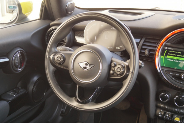 MINI Mini Electric Cooper S Charged 33kWh -LEER-ECC-CAM-