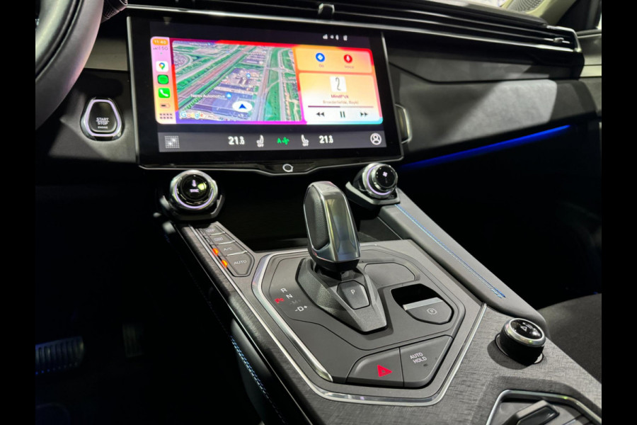 Lynk & Co 01 1.5 MILD Hybride PANO/CAMERA/AUTO-PILOT/MEMORY/APPLE-CARPLAY