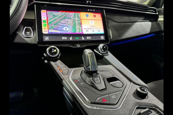 Lynk & Co 01 1.5 MILD Hybride PANO/CAMERA/AUTO-PILOT/MEMORY/APPLE-CARPLAY