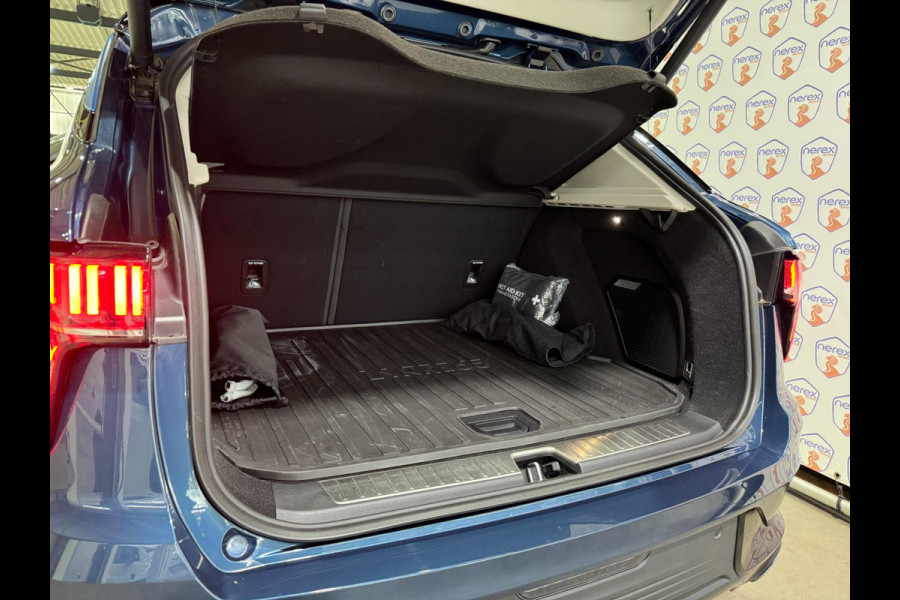 Lynk & Co 01 1.5 MILD Hybride PANO/CAMERA/AUTO-PILOT/MEMORY/APPLE-CARPLAY