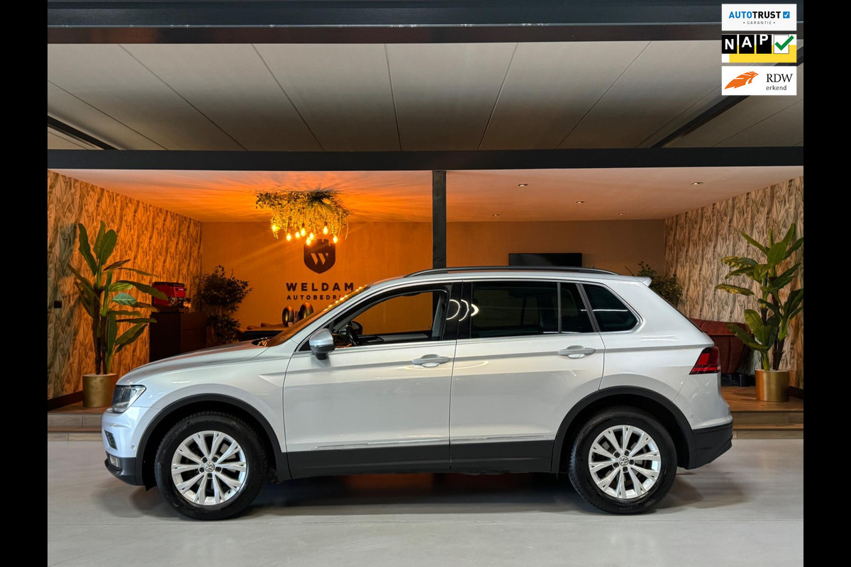 Volkswagen Tiguan 1.4 TSI 4Motion Highline Garantie Trekhaak CarPlay Camera PDC ACC Lane StuurVW StoelVW Off-Road Rijklaar Volkswagen Tiguan 1.4 TSI 4Motion Highline Garantie Trekhaak CarPlay Camera PDC ACC Lane StuurVW StoelVW Off-Road Rijklaar