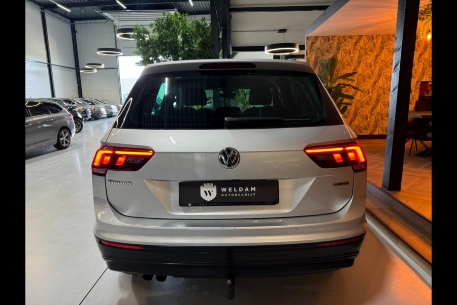 Volkswagen Tiguan 1.4 TSI 4Motion Highline Garantie Trekhaak CarPlay Camera PDC ACC Lane StuurVW StoelVW Off-Road Rijklaar