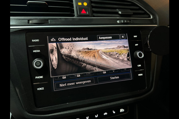 Volkswagen Tiguan 1.4 TSI 4Motion Highline Garantie Trekhaak CarPlay Camera PDC ACC Lane StuurVW StoelVW Off-Road Rijklaar
