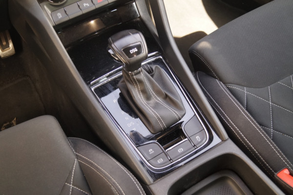 Škoda Karoq 1.5 TSI 150pk DSG Sportline Business -PANO-ECC-