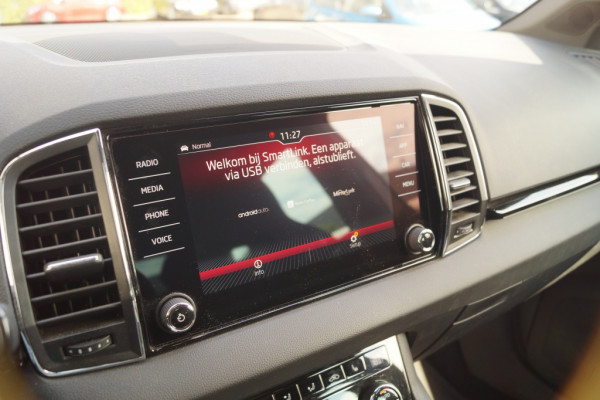 Škoda Karoq 1.5 TSI 150pk DSG Sportline Business -PANO-ECC-