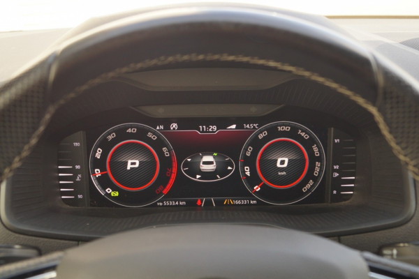 Škoda Karoq 1.5 TSI 150pk DSG Sportline Business -PANO-ECC-