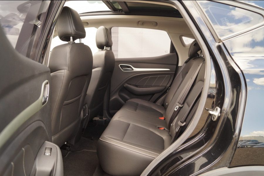MG ZS EV Luxury 45kWh -PANO-LEER-NAVI-