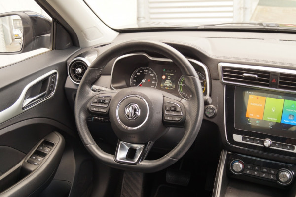 MG ZS EV Luxury 45kWh -PANO-LEER-NAVI-