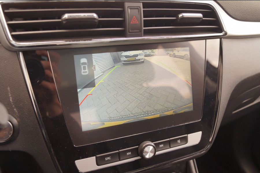 MG ZS EV Luxury 45kWh -PANO-LEER-NAVI-