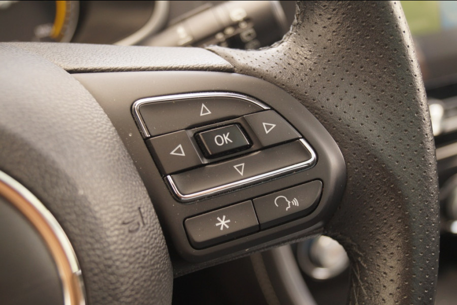 MG ZS EV Luxury 45kWh -PANO-LEER-NAVI-