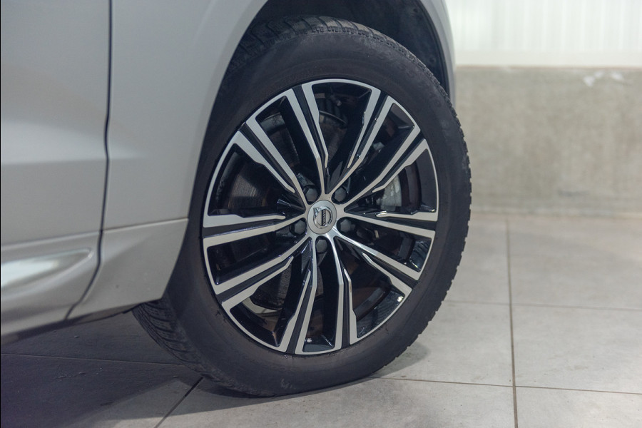 Volvo XC60 T6 Aut. Plug-in Hybrid Inscription Trekhaak Leder Parkeercamera 340pk
