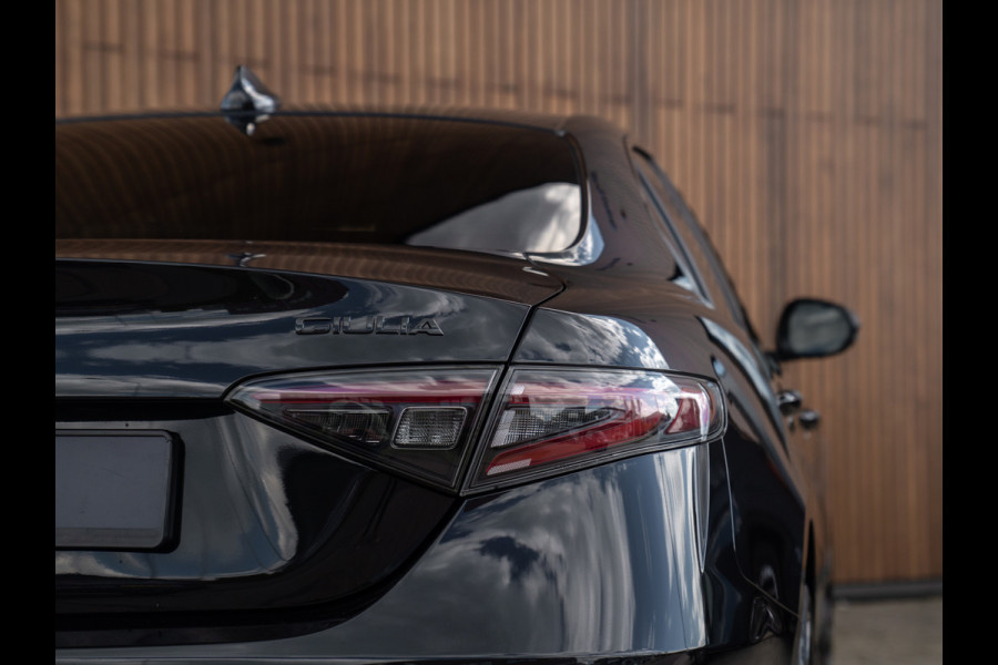 Alfa Romeo Giulia 2.0T 280pk GME AWD Competizione Q4 MY24 | Harman/Kardon | CarPlay | Adapt. cruise