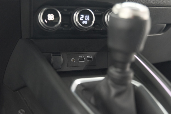 Renault Clio TCe 90 GPF Techno | 360 Camera | Dodehoekdetectie | Adaptieve Cruise Control