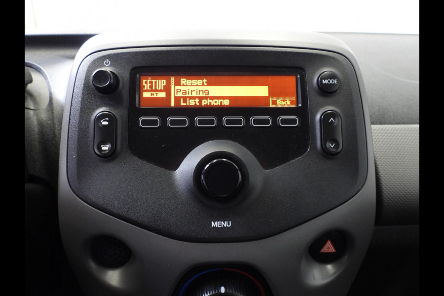 Peugeot 108 1.0 e-VTi Active Premium AIRCO/BLUETOOTH!