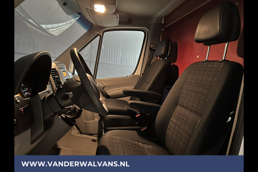 Mercedes-Benz Sprinter 316 CDI 163 pk L2H1 Euro6 Airco | 2800kg trekhaak | Cruisecontrol | Parkeersensoren