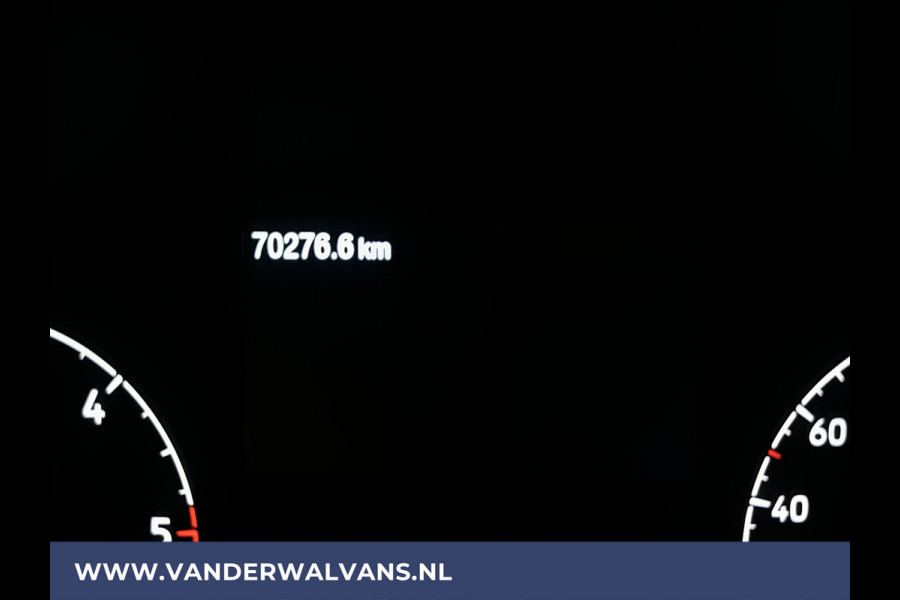 Ford Transit Custom 2.0 TDCI L1H1 Euro6 Airco | Camera | LED | Apple Carplay | Android Auto | 2500kg Trekhaak Cruisecontrol, Parkeersensoren, Verwarmde voorruit, Dakdragers, Bijrijdersbank