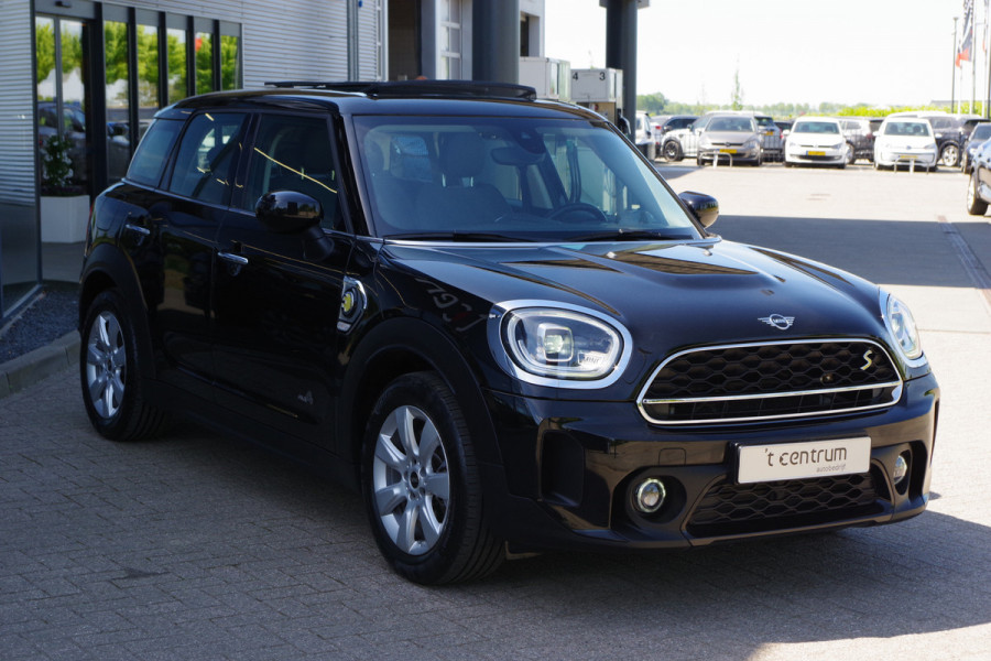 MINI Countryman 2.0 Cooper S E 225 PK ALL4 Pepper PHEV, Panoramadak, Camera, Climate Control, Head-Up
