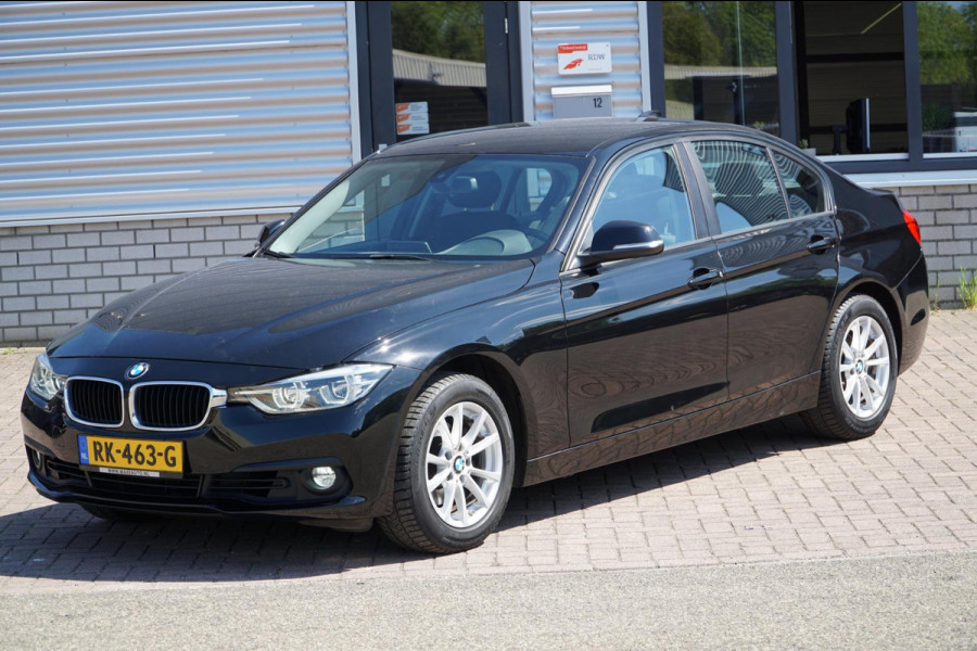 BMW 3 Serie 318i FACELIFT MODEL