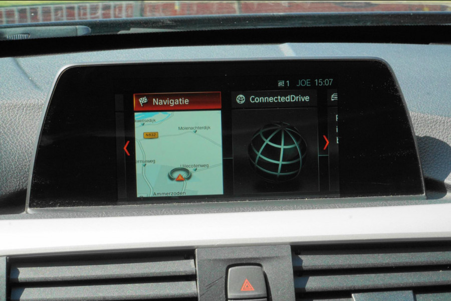 BMW 3 Serie 318i FACELIFT MODEL