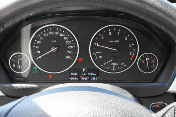 BMW 3 Serie 318i FACELIFT MODEL