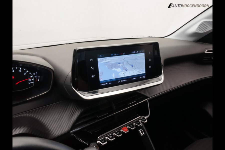 Peugeot 208 1.2 PureTech Exclusive (APPLE CARPLAY,PARELMOER,PARKEERSENSOREN,CRUISE,LED VERLICHTING,SPORTSTOELEN,TOPCONDITIE)