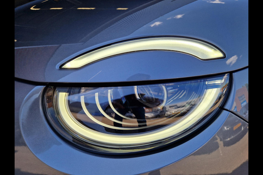 Fiat 500C La Prima 42 kWh | BSD | Clima | Navi | Camera | PDC | Stoelverwarming | Key-Less |