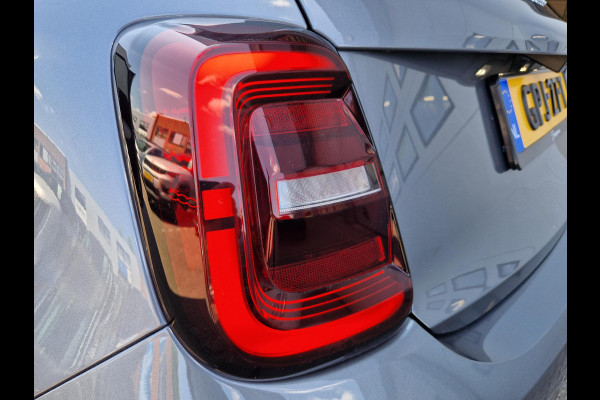 Fiat 500C La Prima 42 kWh | BSD | Clima | Navi | Camera | PDC | Stoelverwarming | Key-Less |