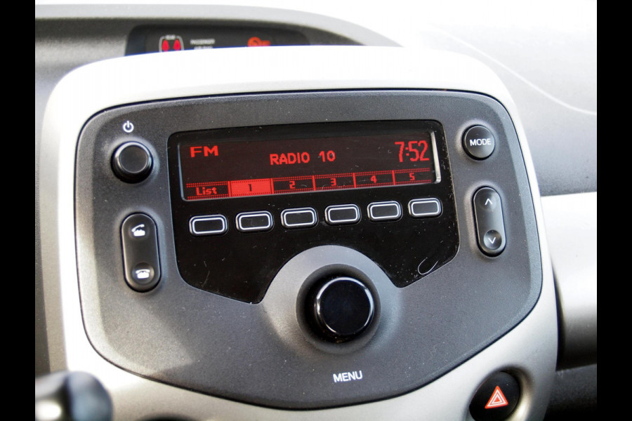Peugeot 108 1.0 e-VTi Active | Bluetooth | Airco |