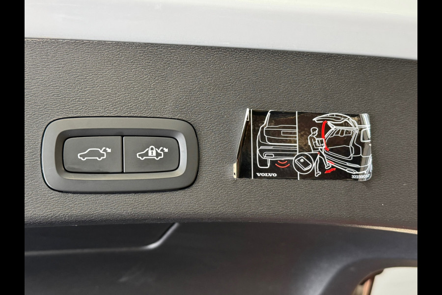 Volvo XC40 1.5 T5 Recharge Business Pro AUT. LEDER NAVIGATIE CAMERA APPLE CARPLAY LANE ASSIST MEMORY STOELVERWARMING AIRCO CRUISE