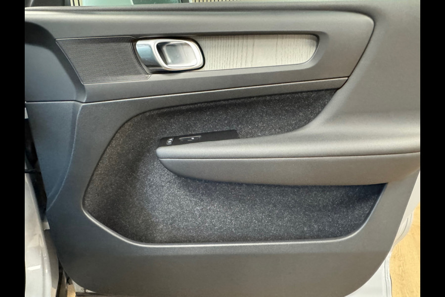 Volvo XC40 1.5 T5 Recharge Business Pro AUT. LEDER NAVIGATIE CAMERA APPLE CARPLAY LANE ASSIST MEMORY STOELVERWARMING AIRCO CRUISE