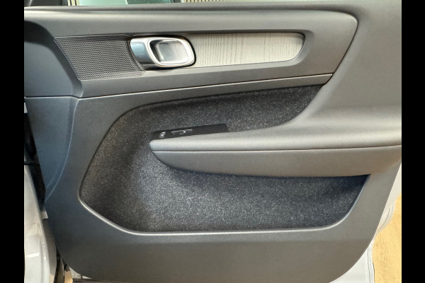 Volvo XC40 1.5 T5 Recharge Business Pro AUT. LEDER NAVIGATIE CAMERA APPLE CARPLAY LANE ASSIST MEMORY STOELVERWARMING AIRCO CRUISE