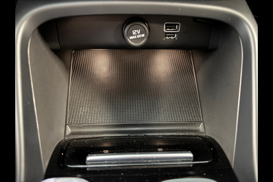 Volvo XC40 1.5 T5 Recharge Business Pro AUT. LEDER NAVIGATIE CAMERA APPLE CARPLAY LANE ASSIST MEMORY STOELVERWARMING AIRCO CRUISE