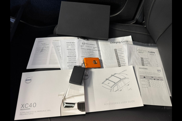 Volvo XC40 1.5 T5 Recharge Business Pro AUT. LEDER NAVIGATIE CAMERA APPLE CARPLAY LANE ASSIST MEMORY STOELVERWARMING AIRCO CRUISE
