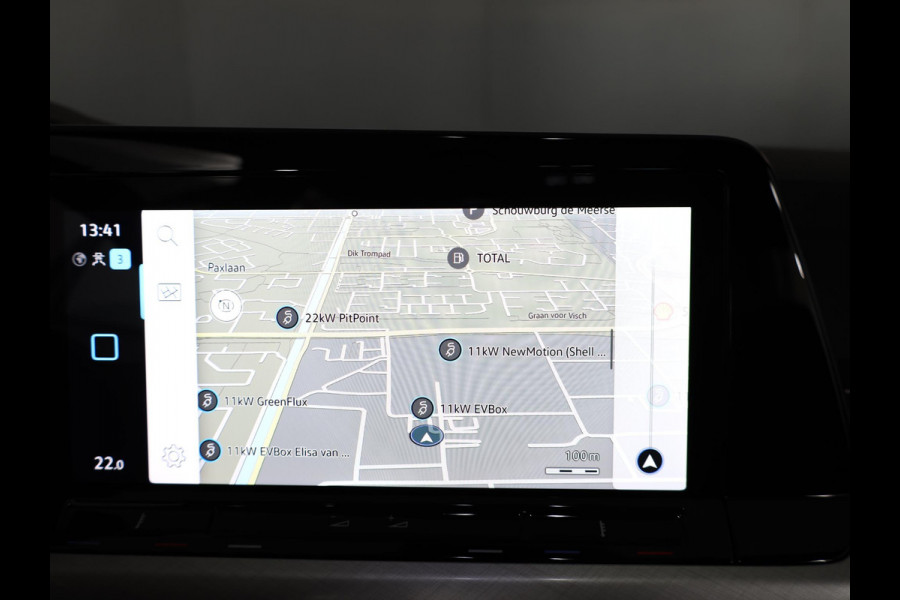 Volkswagen Golf 1.0 TSI Life 110 pk | Navigatie | Parkeersensoren | Adaptieve cruise control | Autom. airco | Apple Carplay/Android Auto |